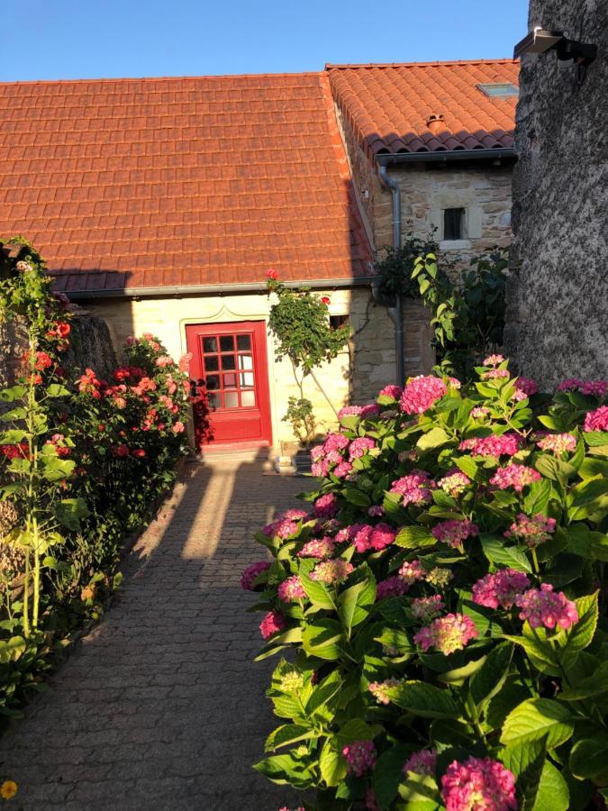 Villa Gite De La Moinette Azé Exterior foto